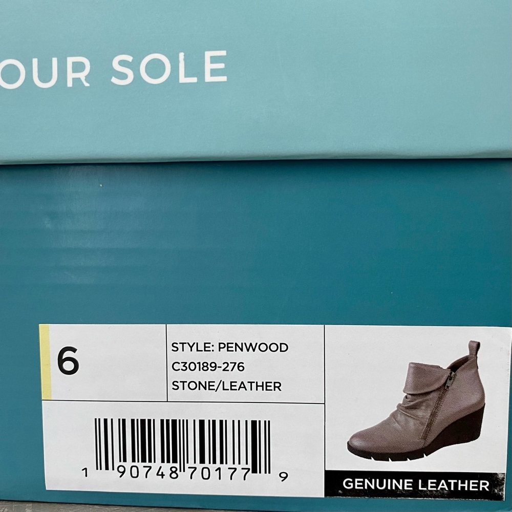 Cliffs Like-New In Box Wedge Boot - image 2